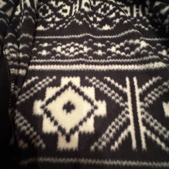 Chaps Women’s Black and White Full Zip Vest Size Medium New With Tags - Picture 8 of 16